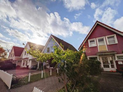 Lennar Shares Jumped After Berkshire Hathaway Increased Its Position. How Investors Should View the Move.